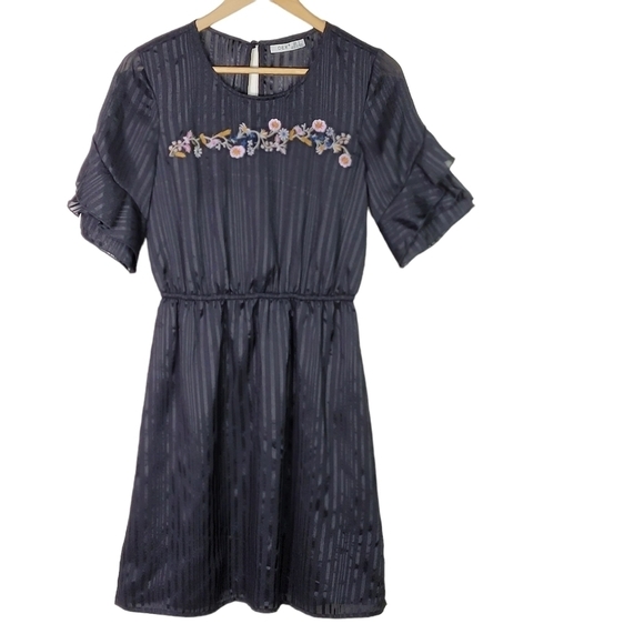 Dex Black Embroidered Striped Chiffon Frill Sleeve Dress Size S Small - Picture 6 of 13